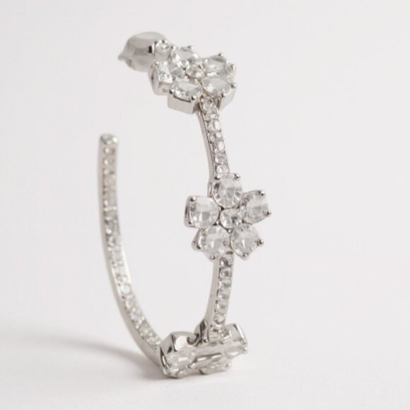 kate spade Gleaming Gardenia Flower Hoops Silver NWT - Picture 2 of 3